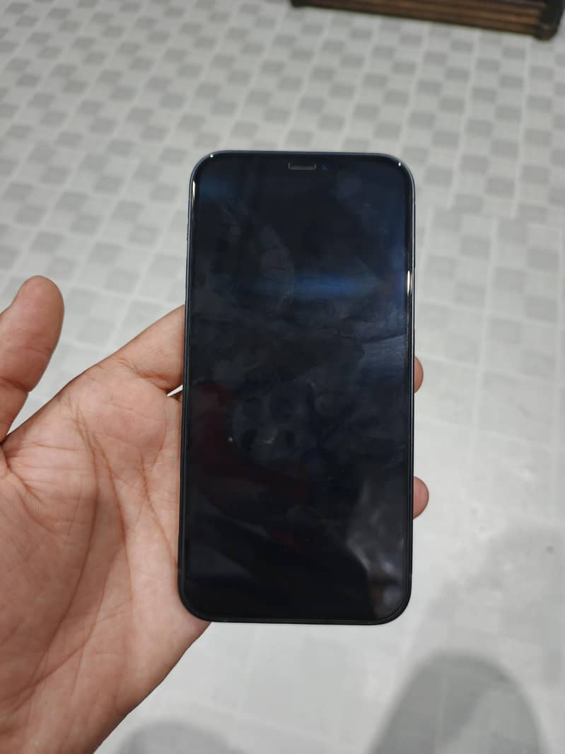 Apple iPhone 12 0