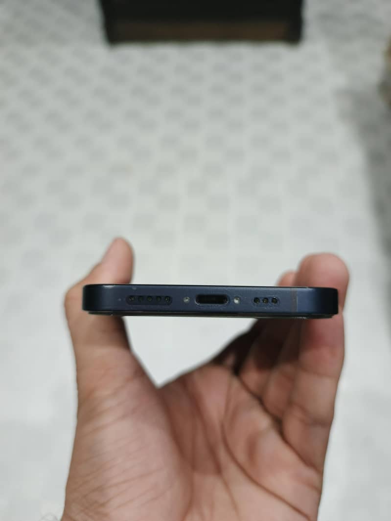Apple iPhone 12 5