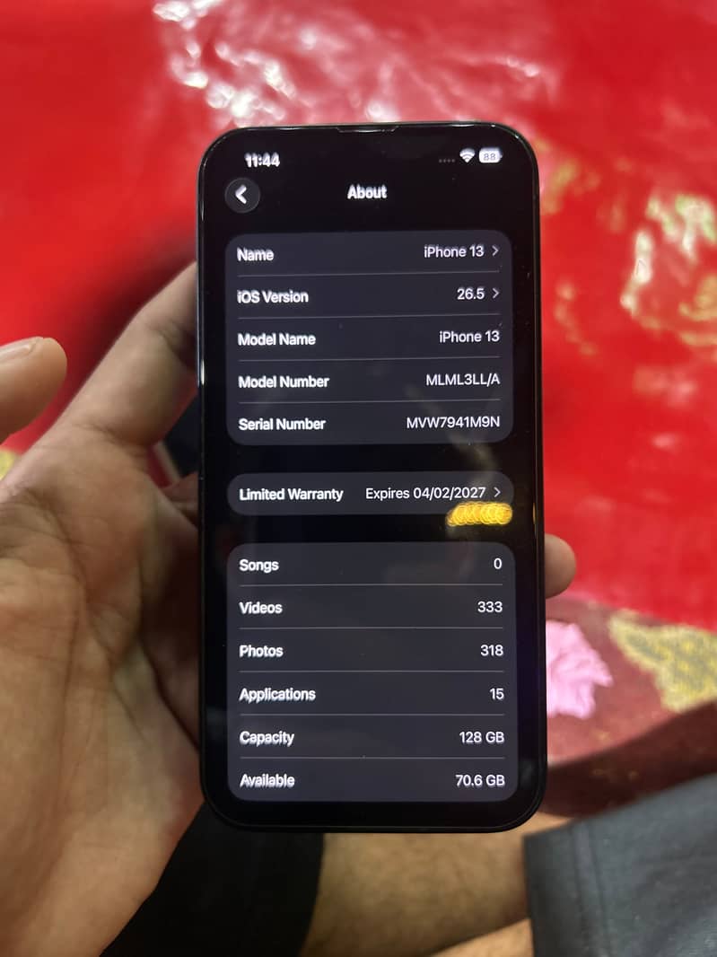 Apple iPhone 13 5
