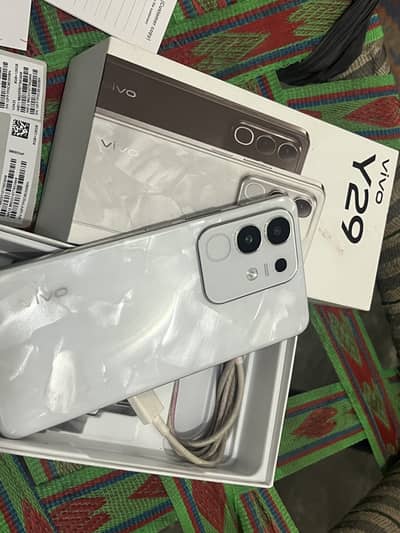 Vivo V19