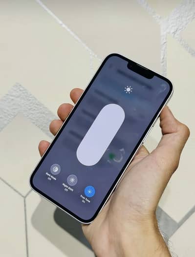 Apple iPhone 14