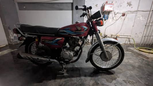 unique ud 125