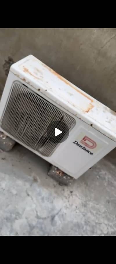 1 ton Dawlance non inverter AC