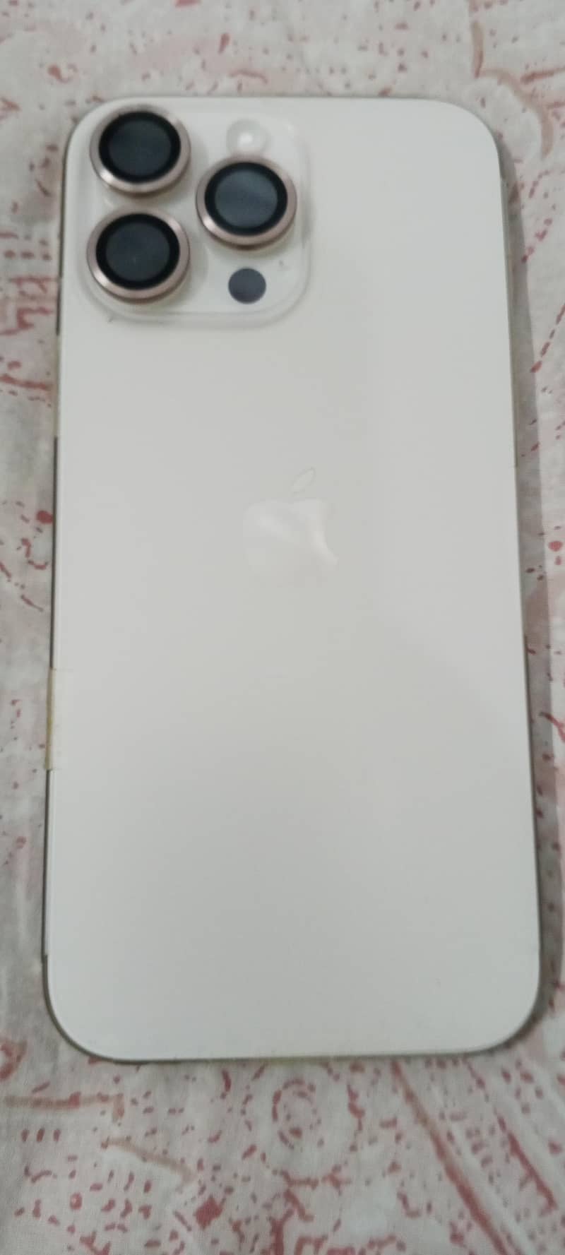 Apple iPhone 16 Pro Max 5