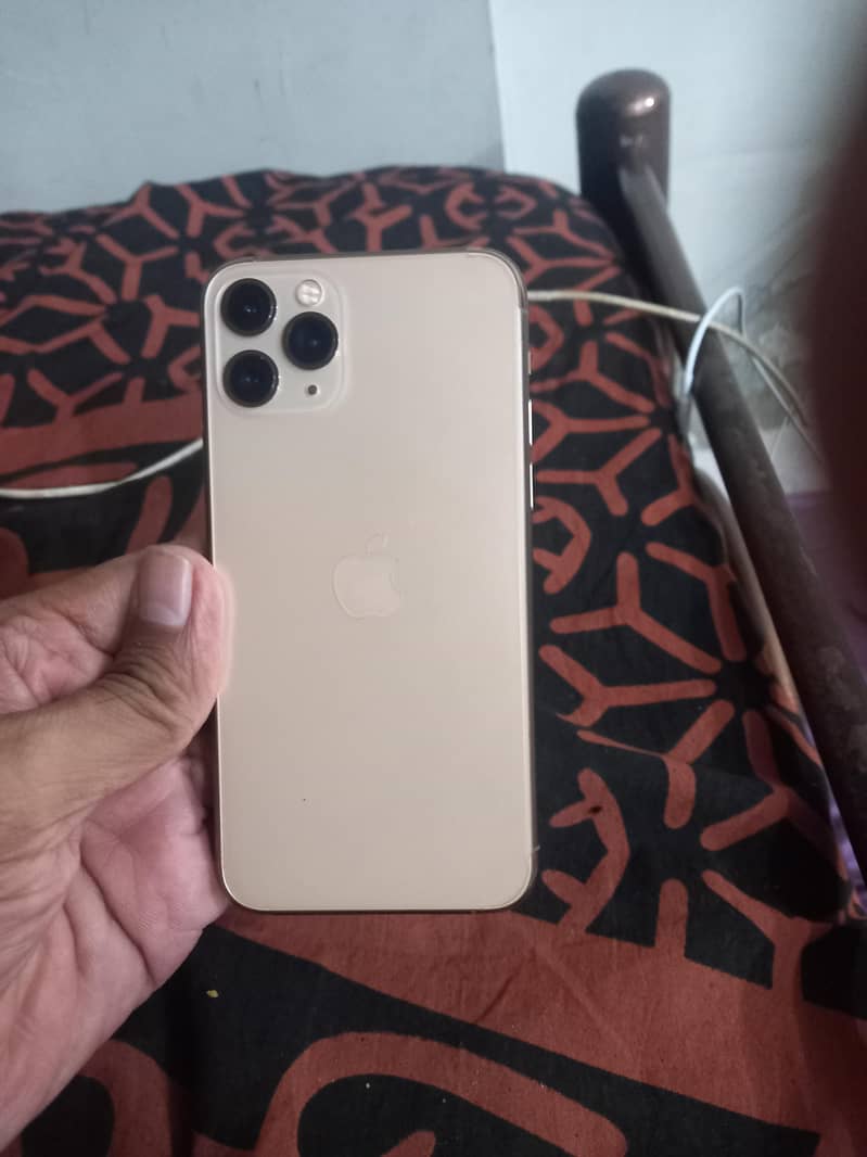 Apple iPhone 11 Pro 0