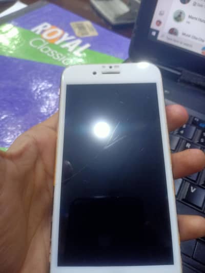 Apple iPhone 8