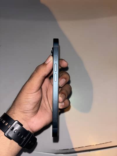 Apple iPhone 14