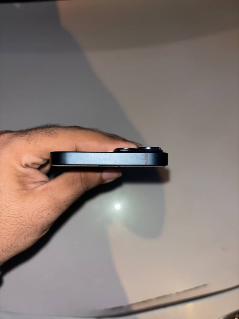 Apple iPhone 14 2