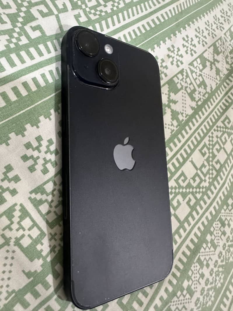 Apple iPhone 14 3