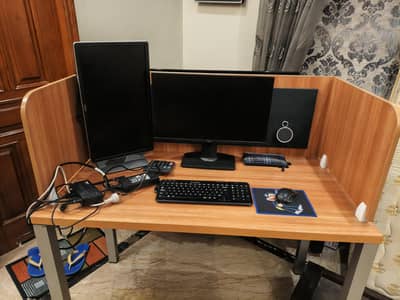 Computer Table