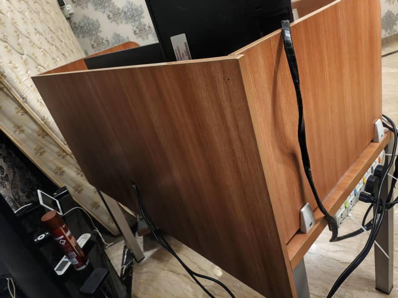 Computer Table 3