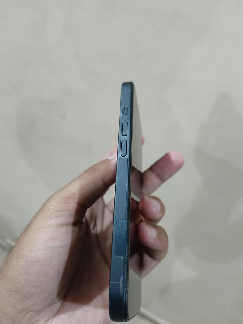 Apple iPhone 14 2