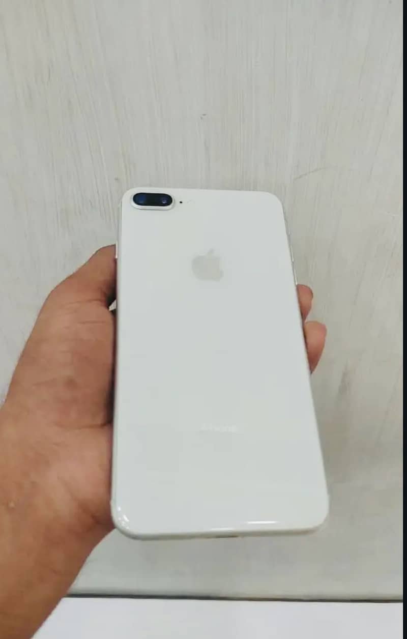 Apple iPhone 8 Plus 0