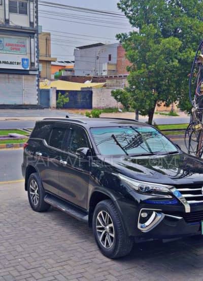 Toyota Fortuner 2017