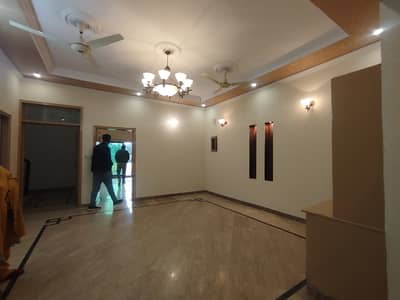 10 MARLA UPPER PORTION FACING PARK FOR RENT IN JOHAR TOWN LAHORE