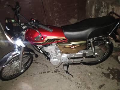 Honda 125 self start 2024 Ka dusra month hai