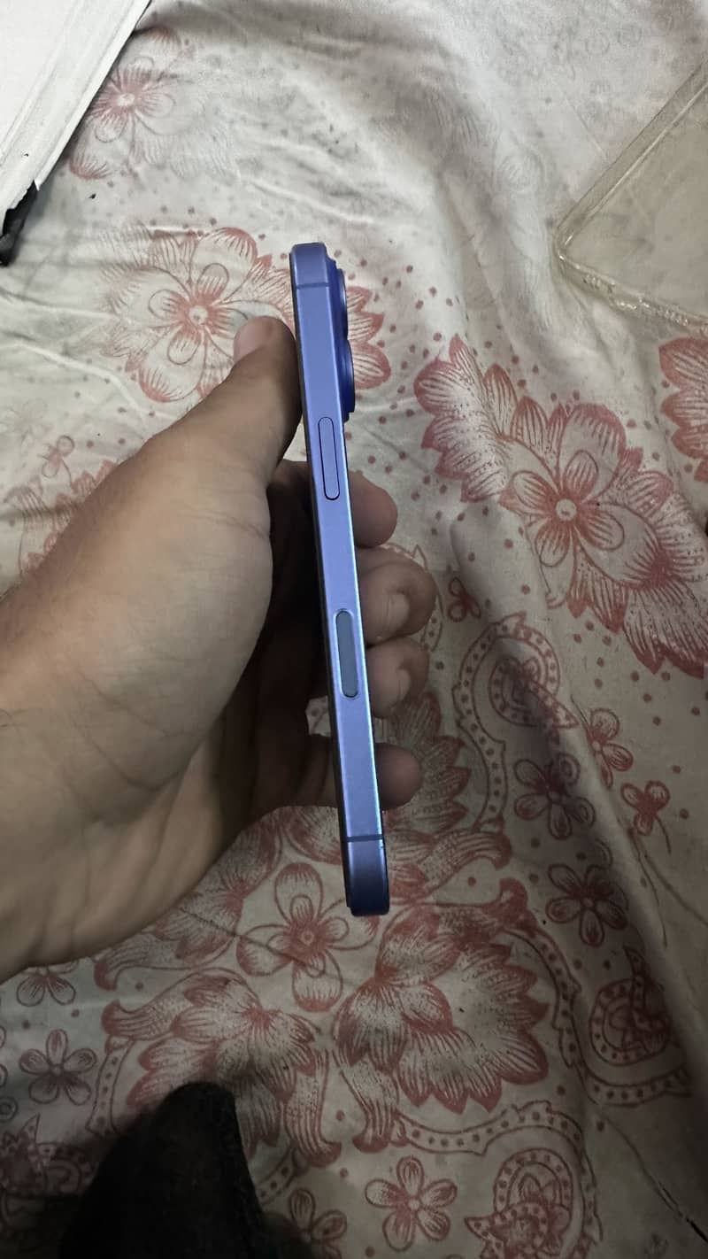 iPhone 16 jv 3
