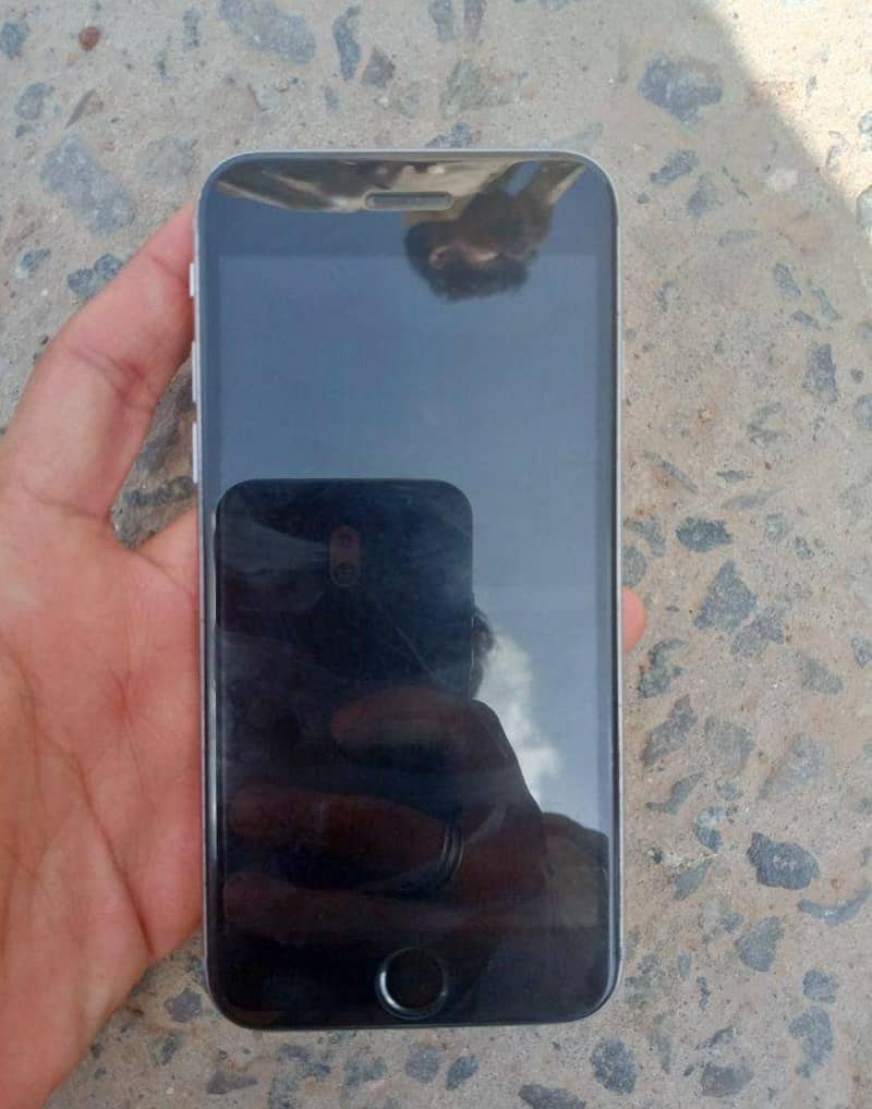 Apple iPhone 6S 1