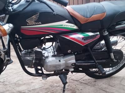 Honda CD 100
