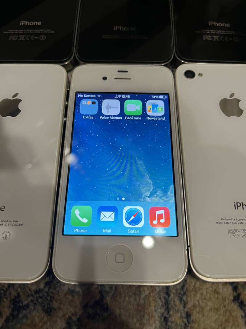 Apple IPhone 4S 1