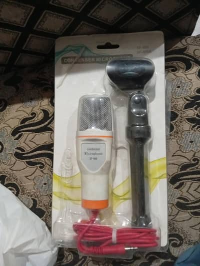 SF-666 Condenser Microphone with Stand (Brand New)