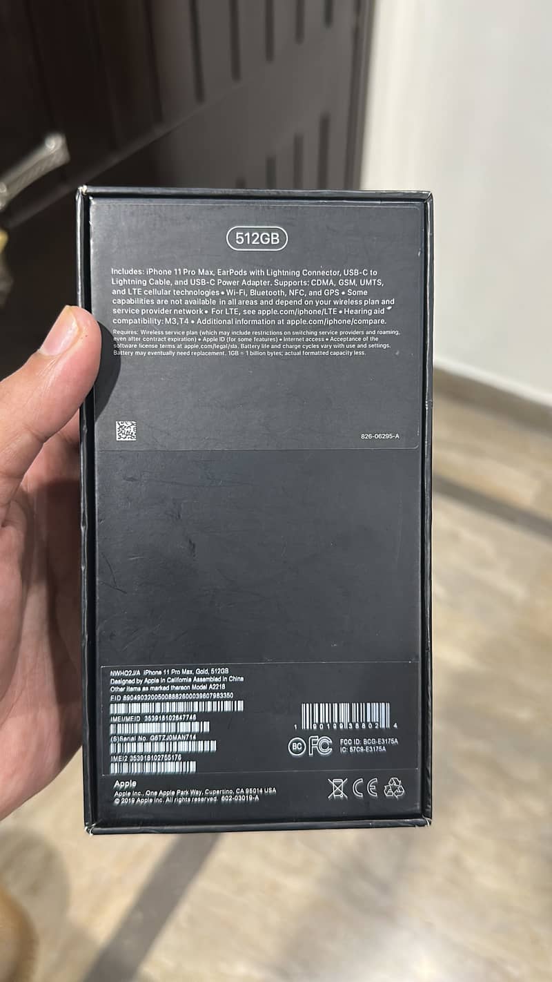 Apple iPhone 11 Pro Max 4