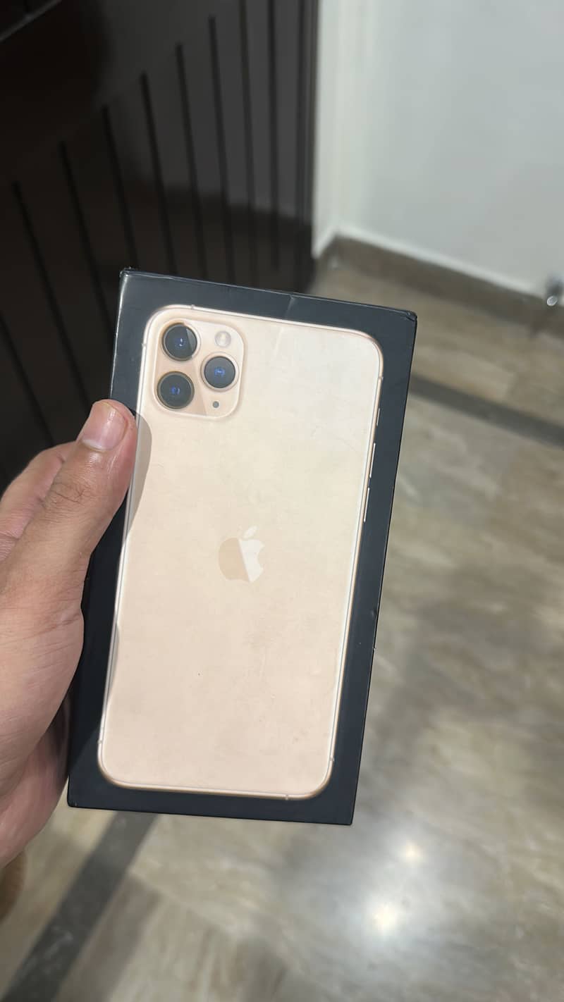 Apple iPhone 11 Pro Max 5