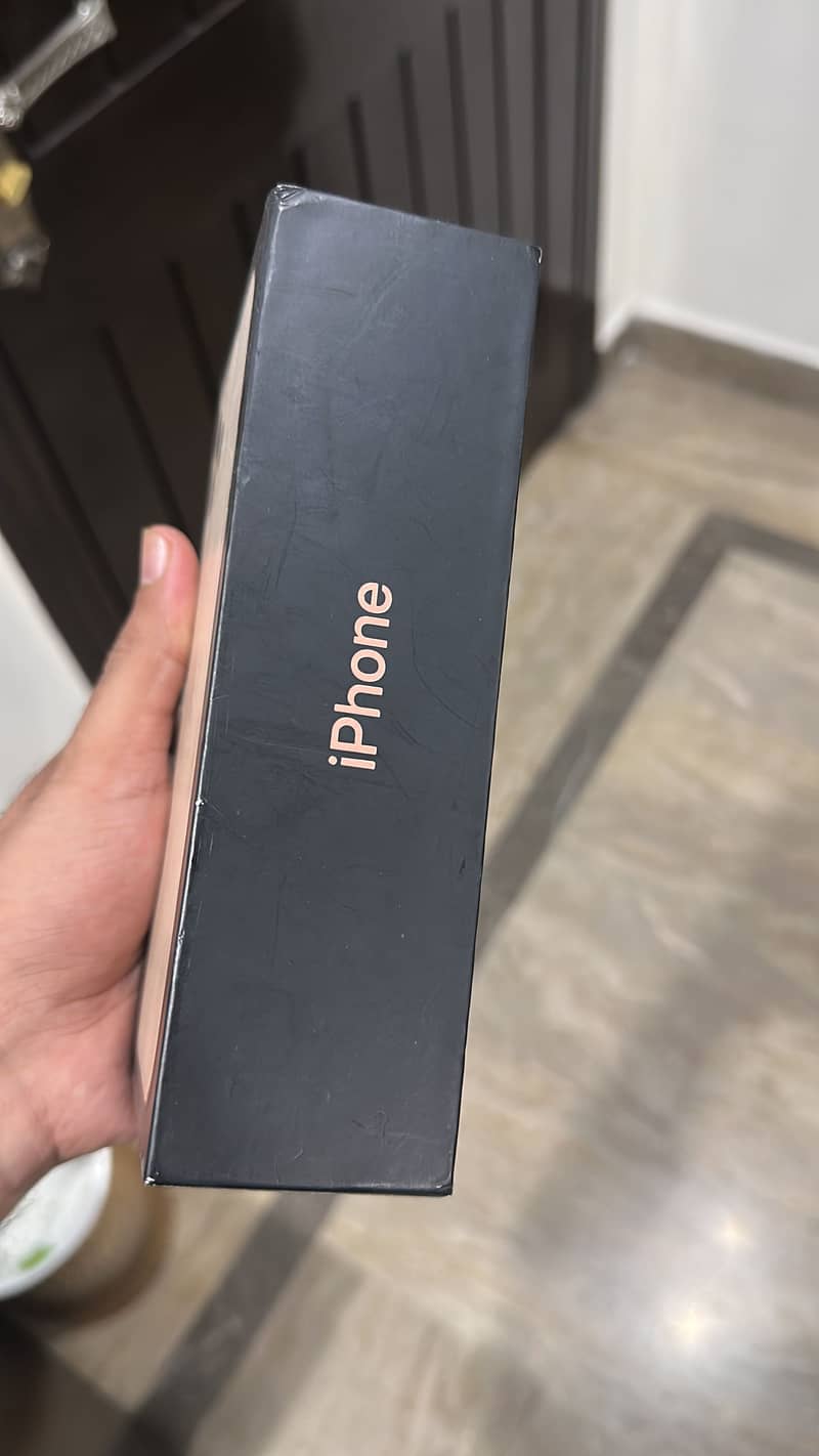 Apple iPhone 11 Pro Max 6