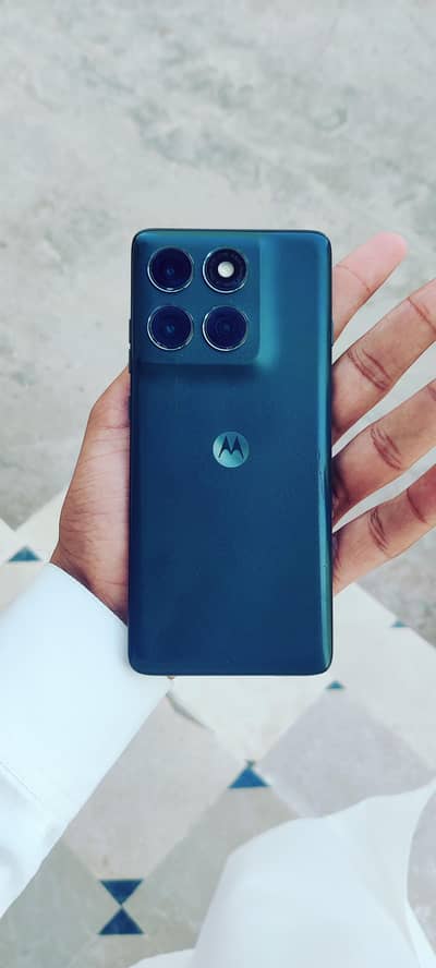 Motorola Edge