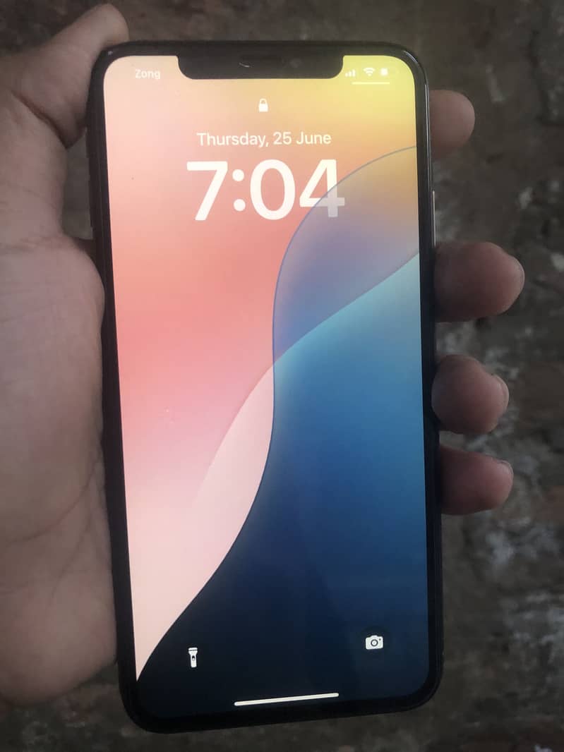 Apple iPhone XS Max 2