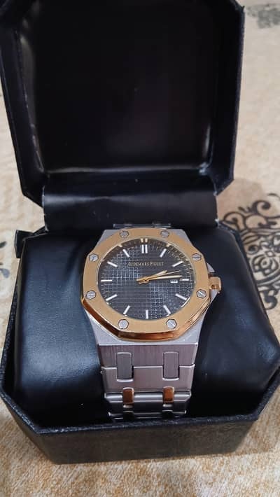 stain less steel metal watch