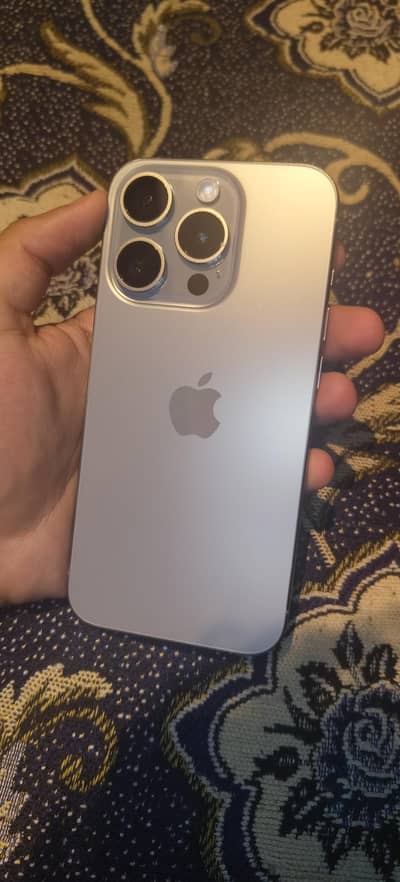 Apple iPhone 15 Pro