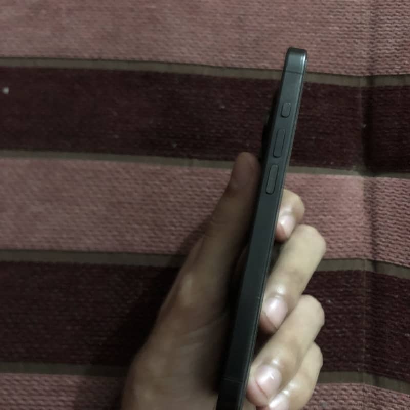 iPhone 15 Pro 2