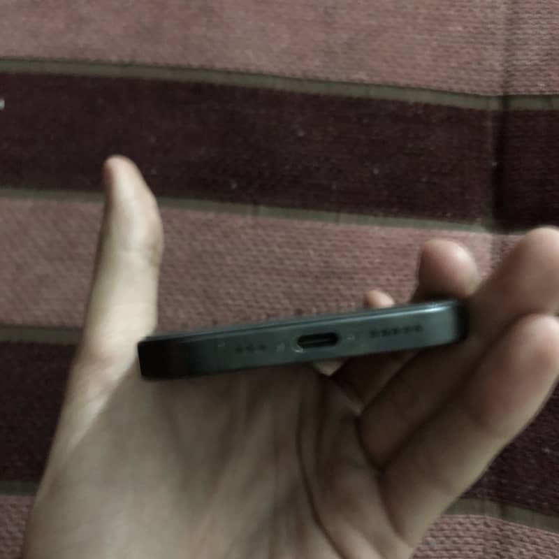 iPhone 15 Pro 5
