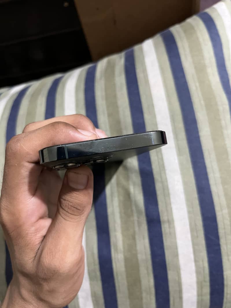 Apple iPhone 13 Pro 5