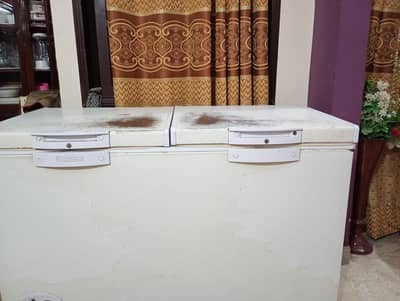 Urgent Sale! Double Door Deep Freezer – Working Condition