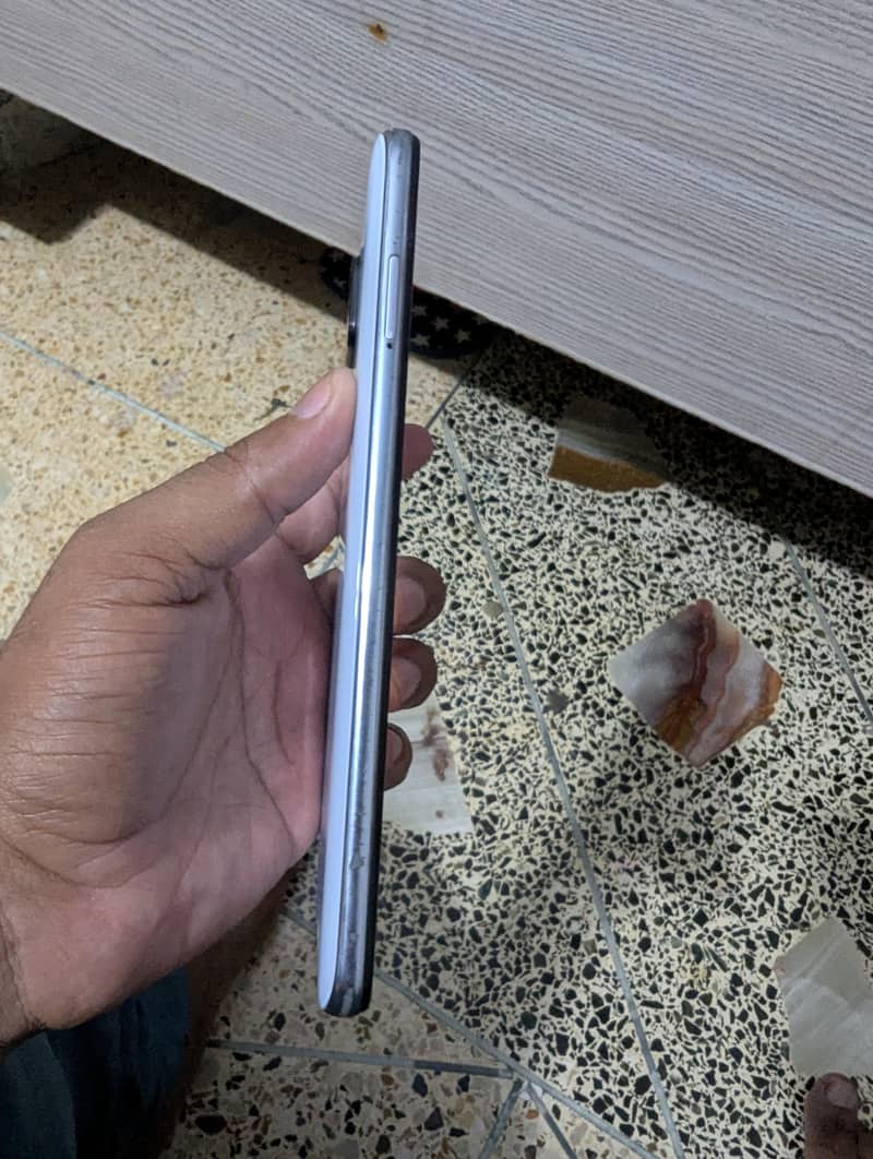 Xiaomi Redmi Note 9S 2