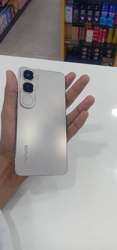 Vivo Y200