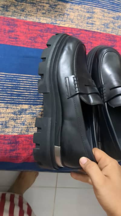 Zara chunky shoes like new