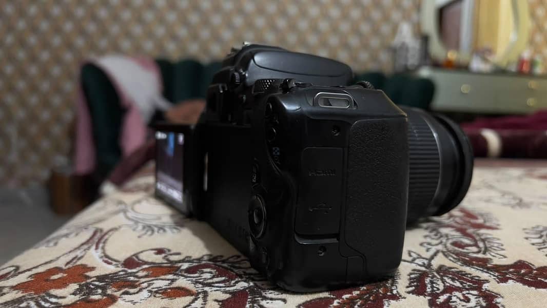 Canon Eos 200D 2