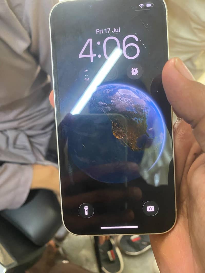 Apple iPhone 13 1