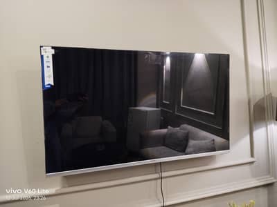43 Inch Samsung Smart LED