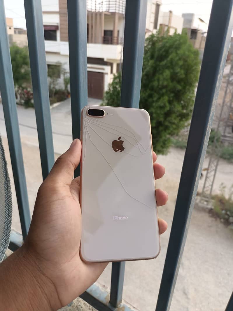 iPhone 8 plus 4