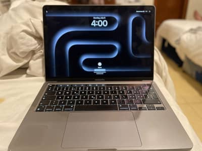 MacBook Pro M1 2020 | 16GB RAM | 256GB SSD | Fresh Piece