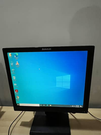 Complete Pc with monitor i5 | 8gb ram | 128 SSD