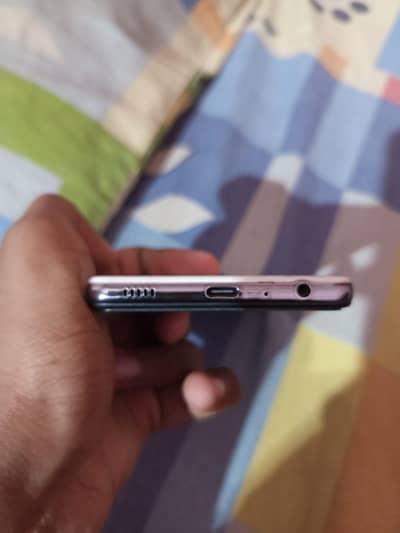 Samsung Galaxy a52s 8GB 128 GB only kit.