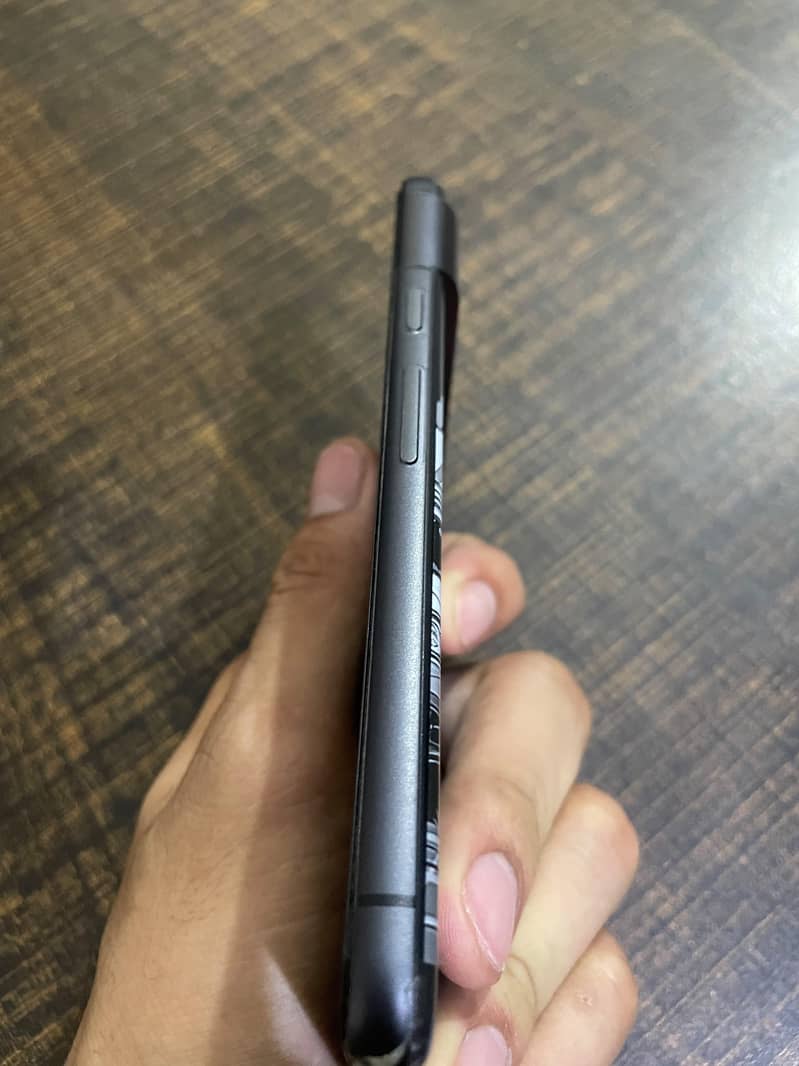 Google Pixel 8 5
