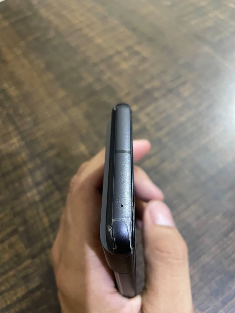 Google Pixel 8 6