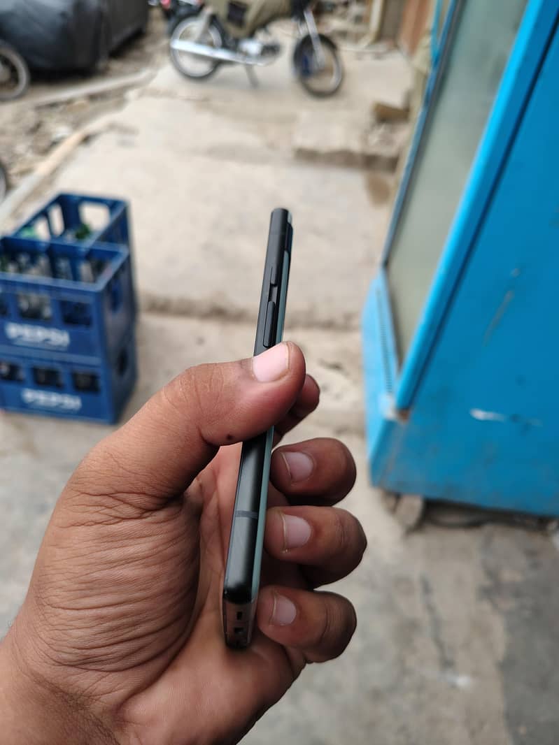 Google Pixel 6a 1