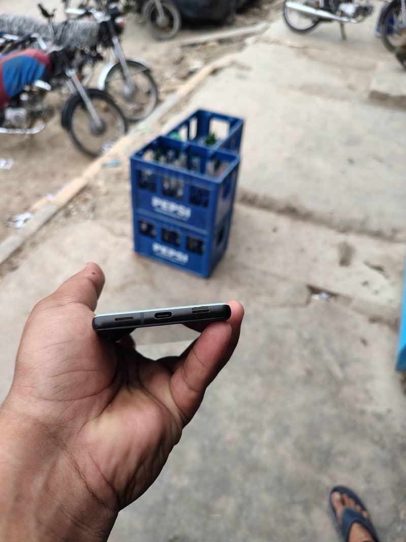 google pixel 6a 3